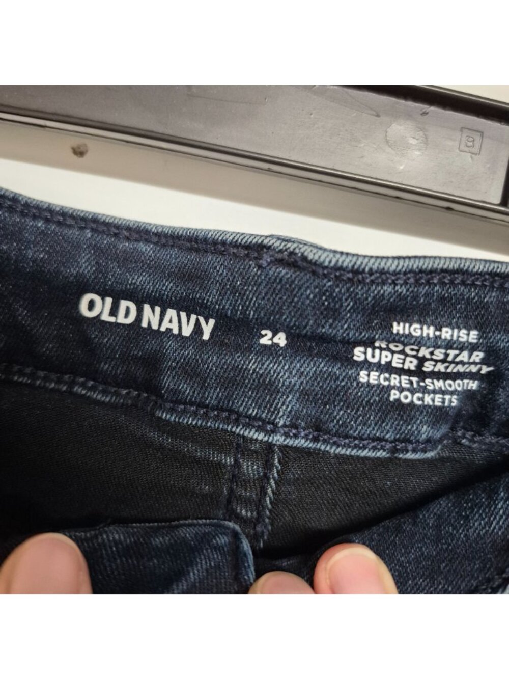 Old Navy Womens High-Rise Rockstar Super Skinny Jeans Dark Wash Size 24 - Picture 4 of 7